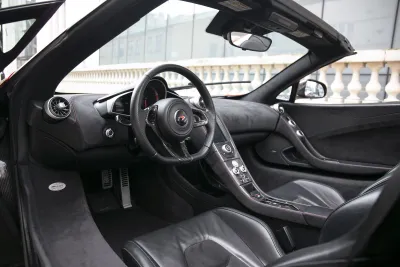 McLaren - 12C